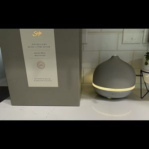 Saje aroma Om like new